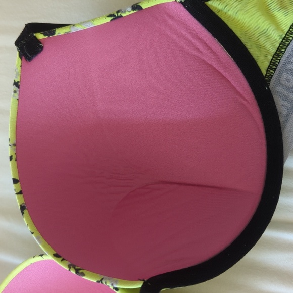 PINK by Victoria Secret Wear Everywhere Super Push-up Bra - Picture 5 of 6